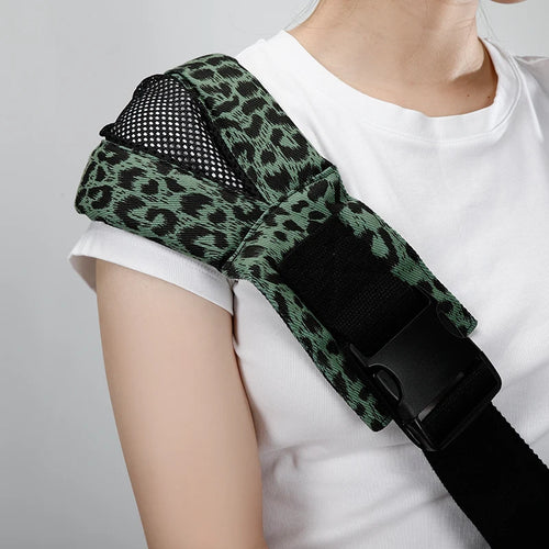 Baby Going Out Safety Wide Shoulder Strap Carrier Retro Pattern Portable Front Hug Type Back Baby Out for The Baby Waist Stool