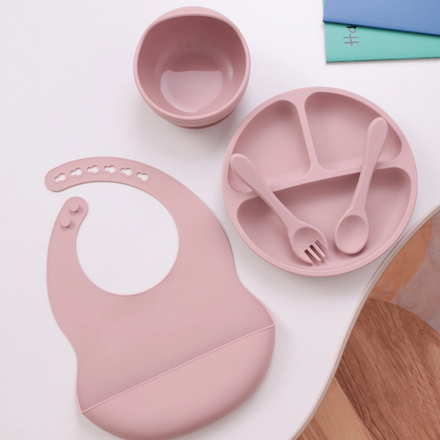Coffret Repas Bébé Silicone 5 Pièces - Set Complet avec Ventouses Sans BPA